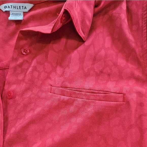 Athleta Urbanite Textured Long Sleeve Button Down Leopard Collared Shirt Top M - Picture 11 of 13